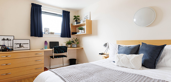 Trinity Square standard bedroom