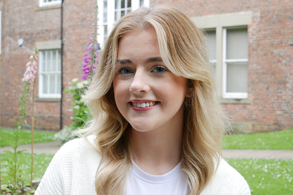 realpeople_emma