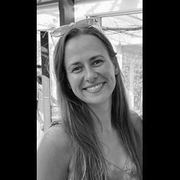 Stefanie Elliott-Schneider