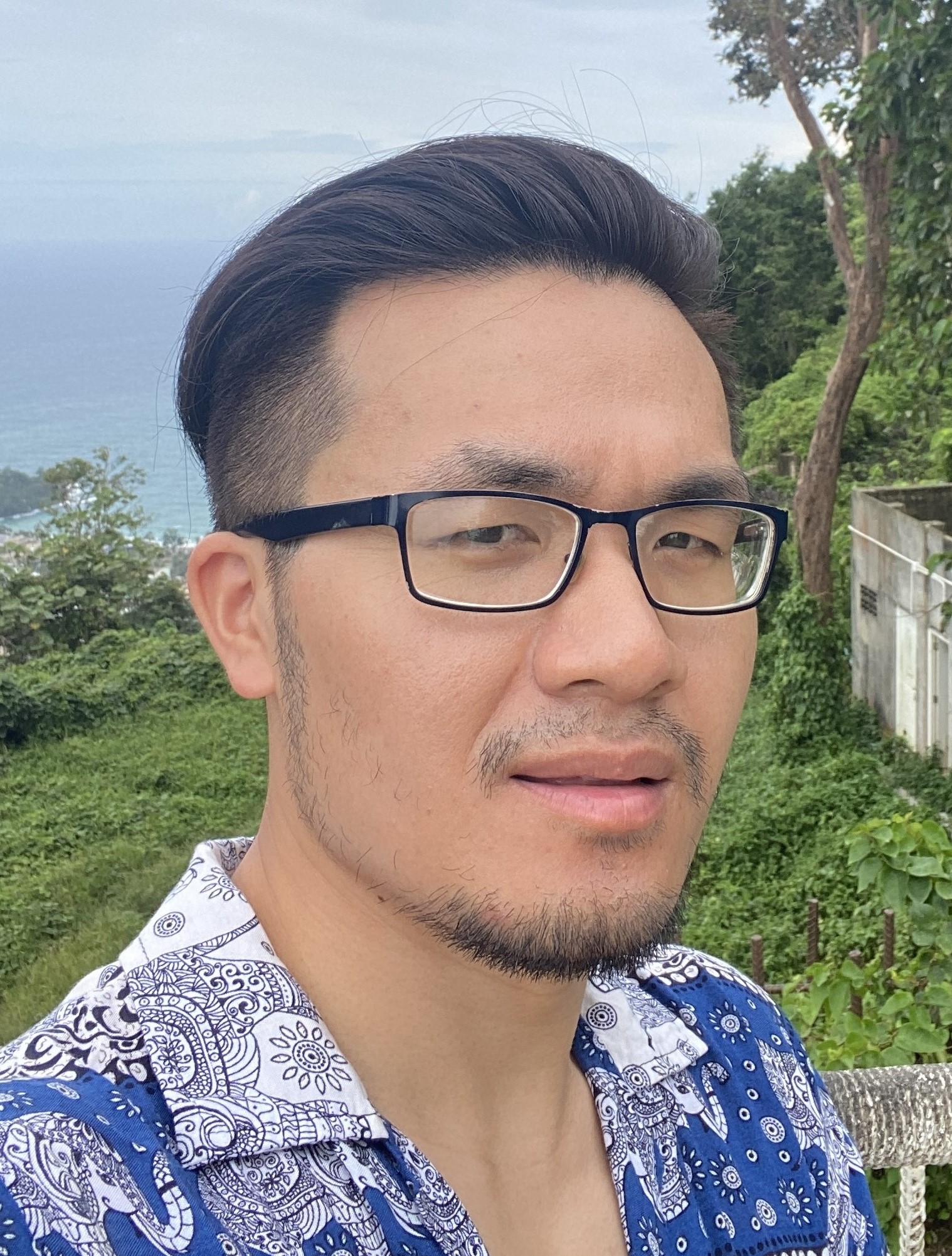 Shanfeng Hu