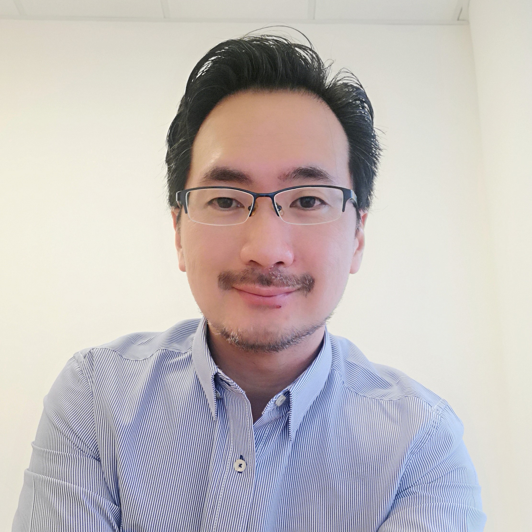 Wai Lok Woo