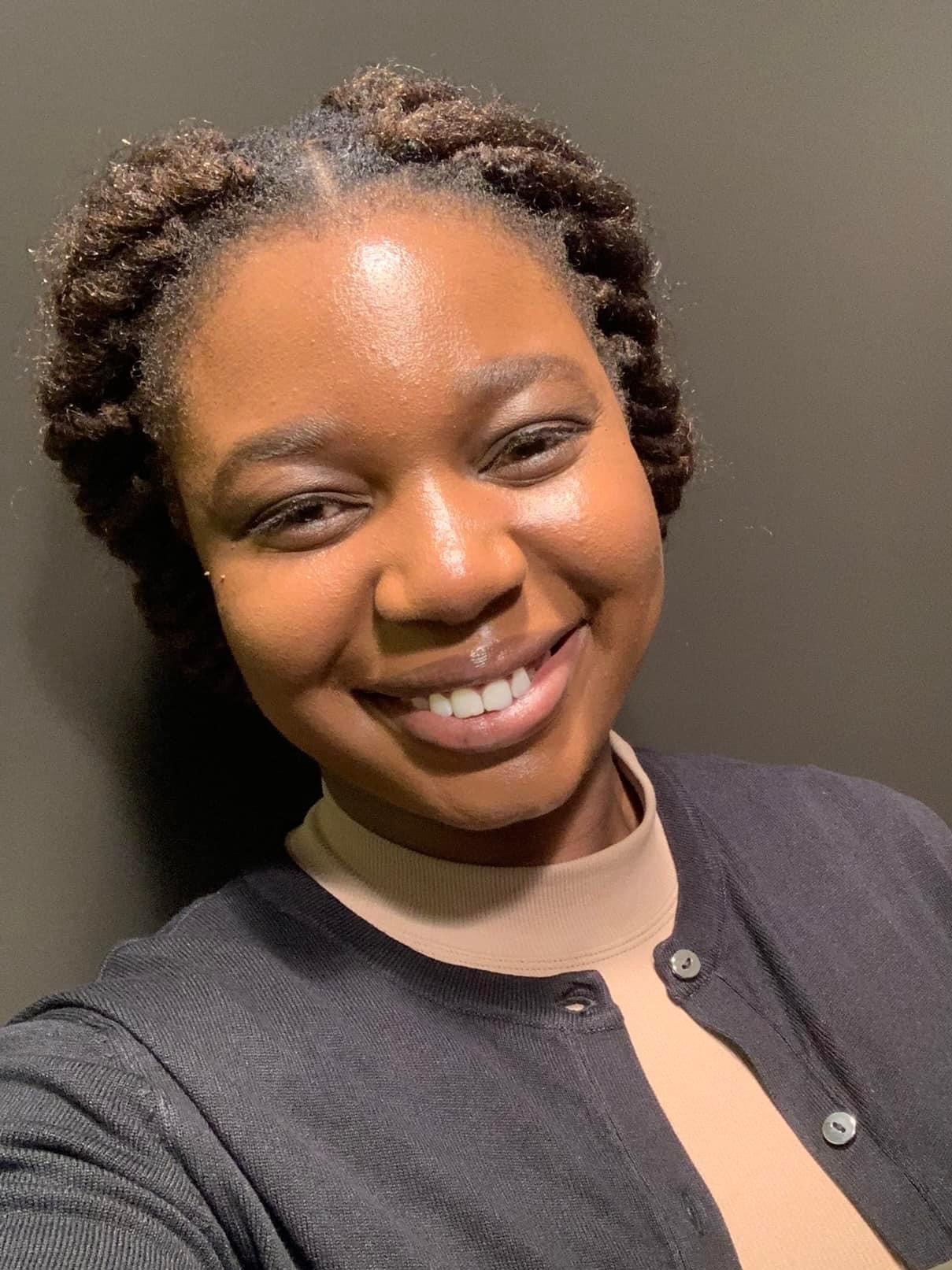 Profile-Image-Maxine