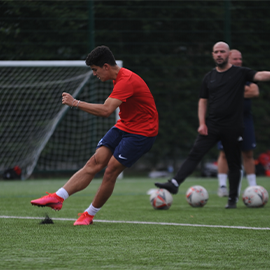 male i2i student training with coach