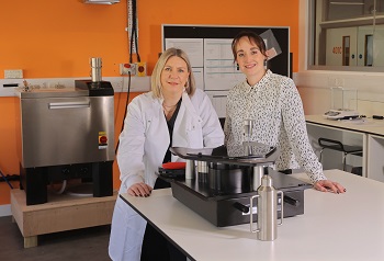 caption:L-R: Dr Kelly Sheridan and Dr Alana James, pictured in the FibER Hub