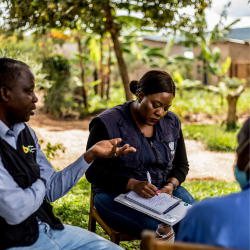 Volunteering builds inroads and supports communities. In this photo, UN Volunteers interview community members to assess basic health services in the rural areas of Rwanda. Copyright UNV, 2023