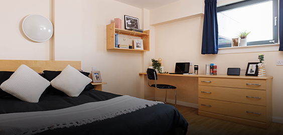 Image of a bedroom in university accommodation 