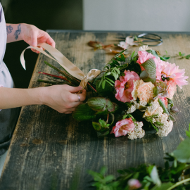 tying flowers