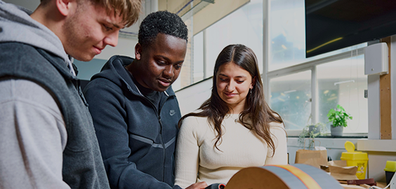 engineering students working