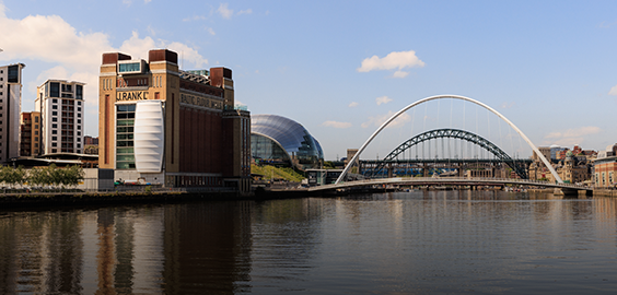 Image of bridges across the River Tyne, the Baltic and the Sage