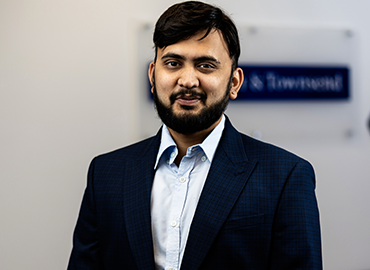 Alumni student professional photo